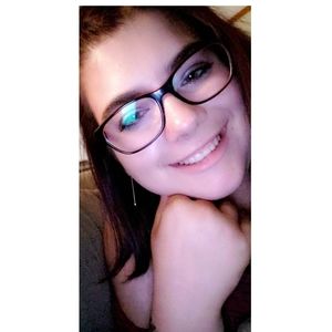 Meet your Posher, Ericka